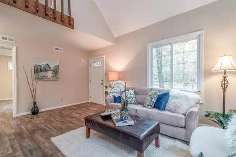 23 Meadhall Ct, Durham, NC 27713 photo 4