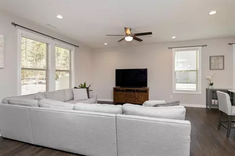 1027 Catch Fly Ln, Durham, NC 27713 photo 9