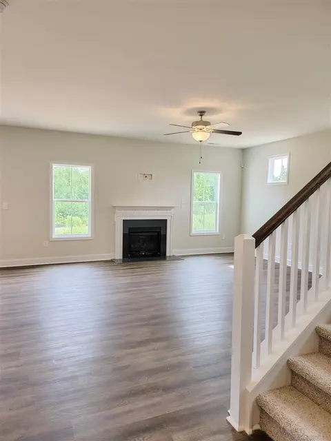 175 Berg St, Smithfield, NC 27577 photo 3