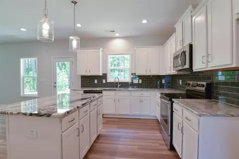 202 Berg St, Smithfield, NC 27577 photo 11