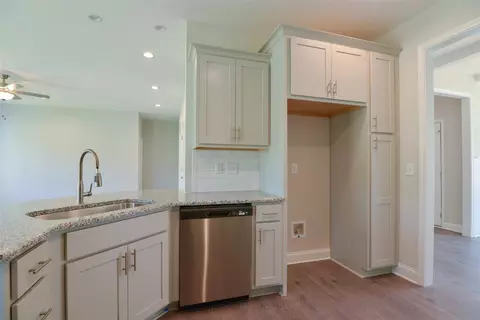 209 Berg St, Smithfield, NC 27577 photo 13