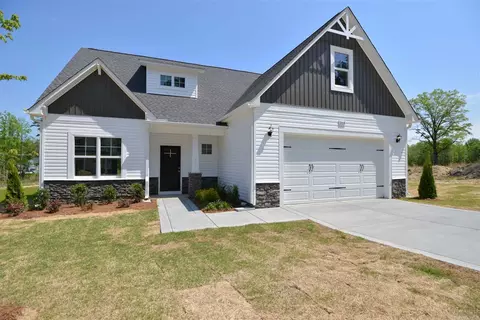 209 Berg St, Smithfield, NC 27577 photo 3