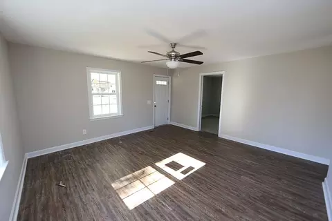 604 Warren Rd, Erwin, NC 28339 photo 3