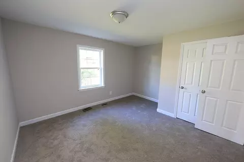 604 Warren Rd, Erwin, NC 28339 photo 6