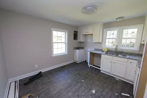 604 Warren Rd, Erwin, NC 28339 photo 4