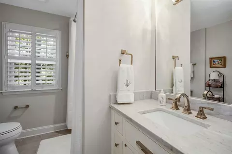 211 Continental Dr, Durham, NC 27712 photo 20