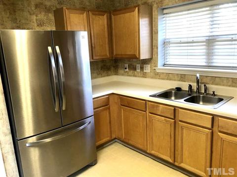 6 Kimbrough Ct, Durham, NC 27703 photo 9