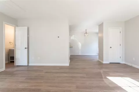 811 Lee St, Durham, NC 27701 photo 17