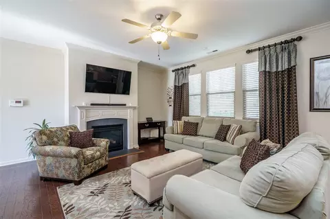 7 Crawford Ct, Durham, NC 27703 photo 5