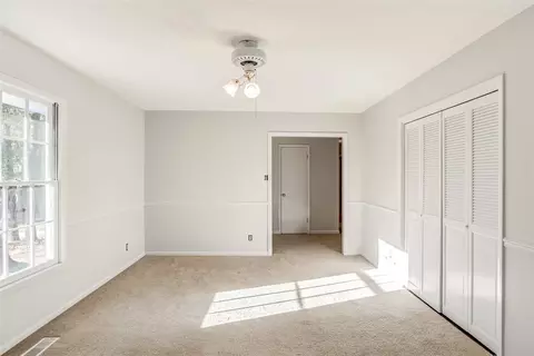 17 Pierre Pl, Durham, NC 27704 photo 3