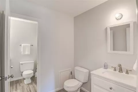 17 Pierre Pl, Durham, NC 27704 photo 12