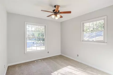 17 Pierre Pl, Durham, NC 27704 photo 11