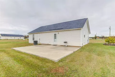 325 Ogburn Rd, Smithfield, NC 27577 photo 18