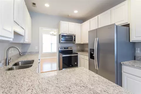 107 Grapevine Trl, Durham, NC 27707 photo 3