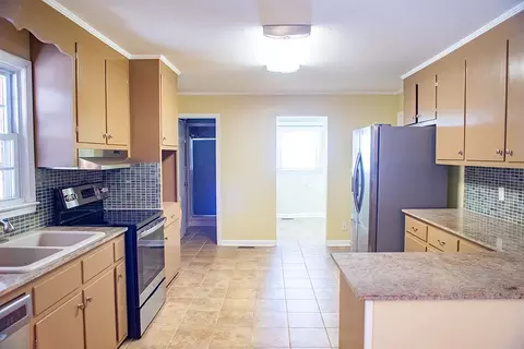 721 Crestview Dr, Durham, NC 27712 photo 12