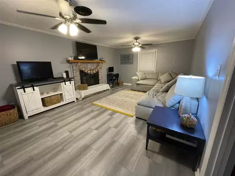 5012 Long Leaf Dr, Durham, NC 27712 photo 3
