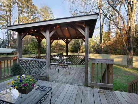 2921 Arnold Rd, Durham, NC 27707 photo 3