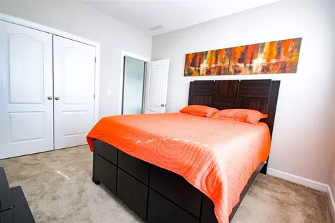 1036 Lippincott Rd, Durham, NC 27703 photo 8