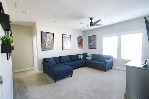 1036 Lippincott Rd, Durham, NC 27703 photo 7