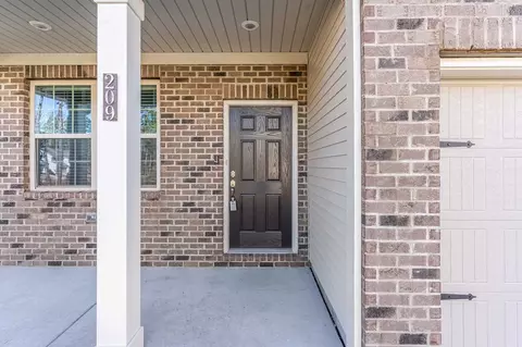 209 Peninsula Ct, Durham, NC 27703 photo 5