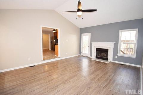 3152 Eric St, Willow Springs, NC 27592 photo 5