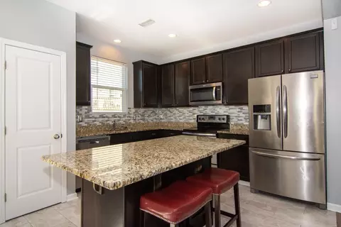 2402 Pear Tree Ln, Durham, NC 27703 photo 8