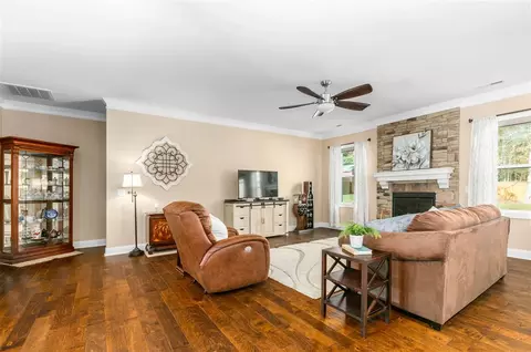 2021 Hickory Nut Dr, Durham, NC 27703 photo 8
