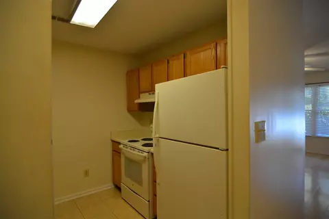 97 Forest Oaks Dr, Durham, NC 27705 photo 7