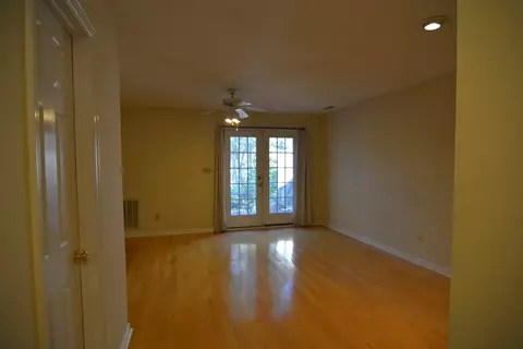 97 Forest Oaks Dr, Durham, NC 27705 photo 9