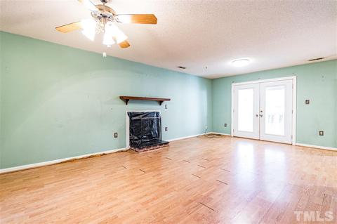 304 Moore Ct, Angier, NC 27501 photo 7