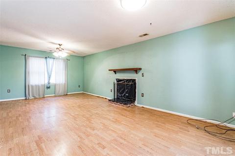 304 Moore Ct, Angier, NC 27501 photo 8