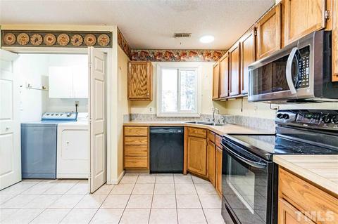 304 Moore Ct, Angier, NC 27501 photo 10