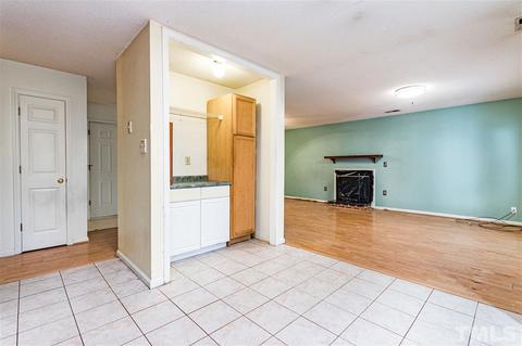 304 Moore Ct, Angier, NC 27501 photo 12