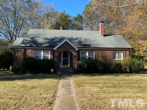 121 Harrison Ave, Henderson, NC 27536 photo 1