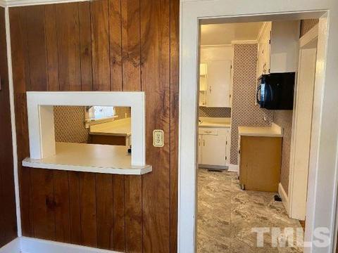121 Harrison Ave, Henderson, NC 27536 photo 6