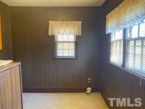 121 Harrison Ave, Henderson, NC 27536 photo 8