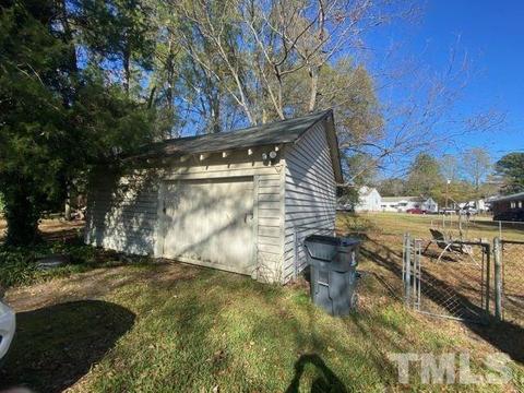 121 Harrison Ave, Henderson, NC 27536 photo 14