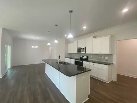 113 S Herring St, Pine Level, NC 27568 photo 7