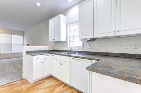 92 Grapevine Trl, Durham, NC 27707 photo 5