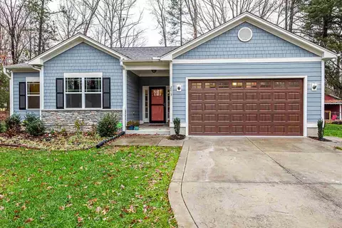 2015 Hickory Nut Dr, Durham, NC 27703 photo 2