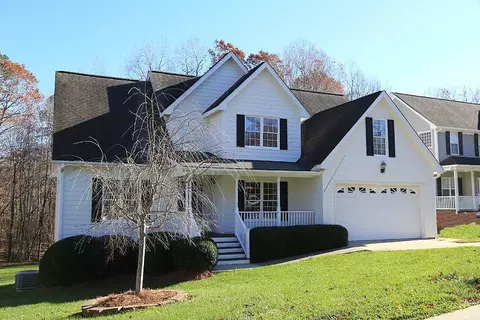 5607 Paces Ferry Dr, Durham, NC 27712 photo 1