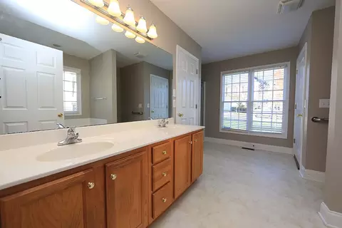 5607 Paces Ferry Dr, Durham, NC 27712 photo 12