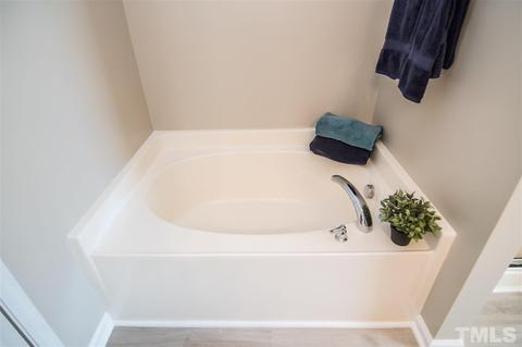 2401 Pear Tree Ln, Durham, NC 27703 photo 21