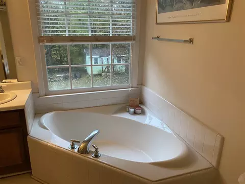 1034 E Justin Dr, Garner, NC 27529 photo 16