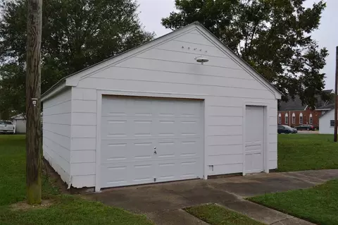 502 E Hill St, Benson, NC 27504 photo 7