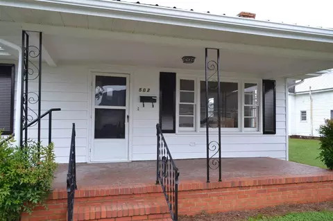 502 E Hill St, Benson, NC 27504 photo 1