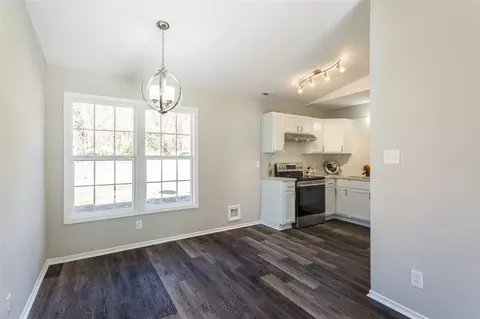 1918 Strebor St, Durham, NC 27705 photo 4