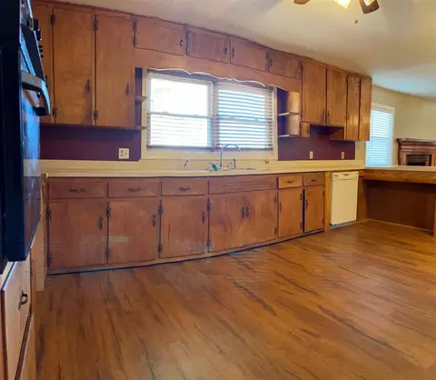 8404 Nc 27 E Hwy, Coats, NC 27521 photo 12