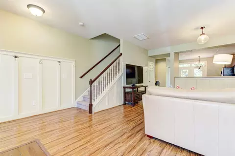 1018 Freeport Dr, Cary, NC 27519 photo 3