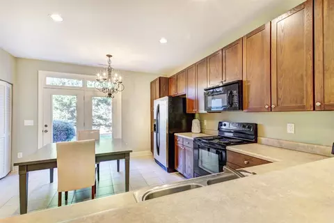 1018 Freeport Dr, Cary, NC 27519 photo 10